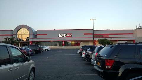 Jobs in UFC GYM Long Island - reviews